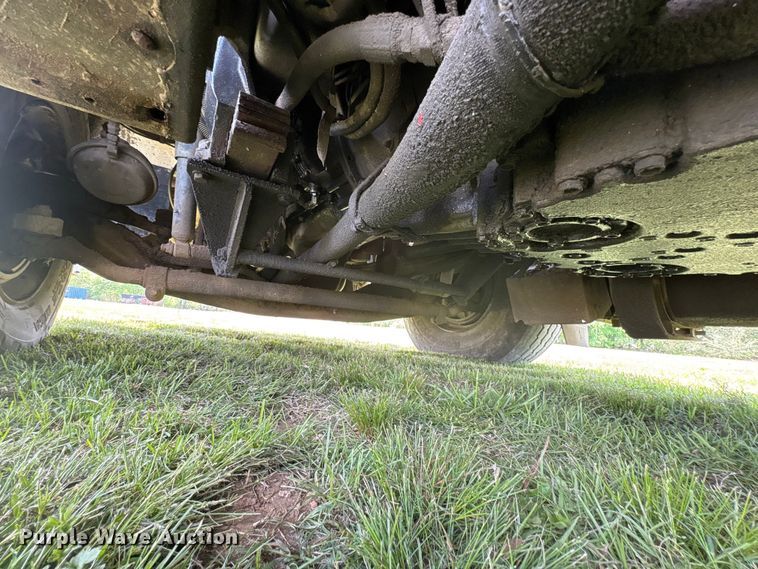 image for item EW1498 2018 Mack MRU refuse truck