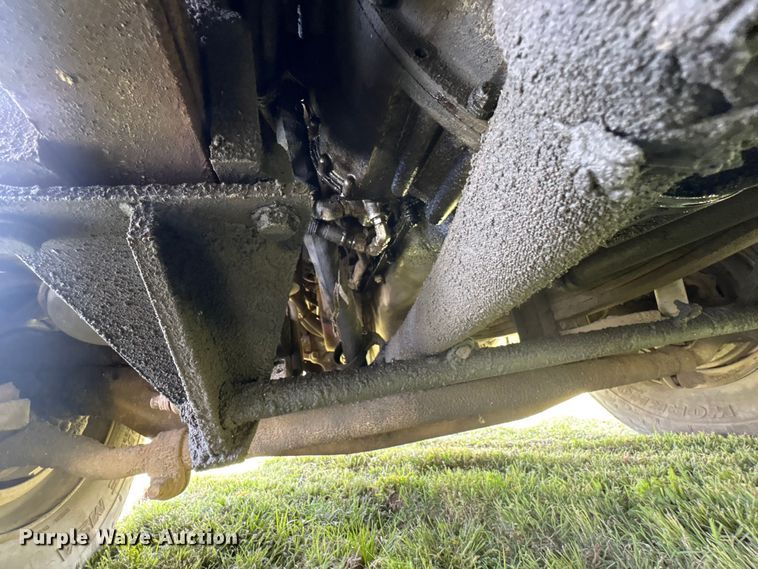 image for item EW1498 2018 Mack MRU refuse truck