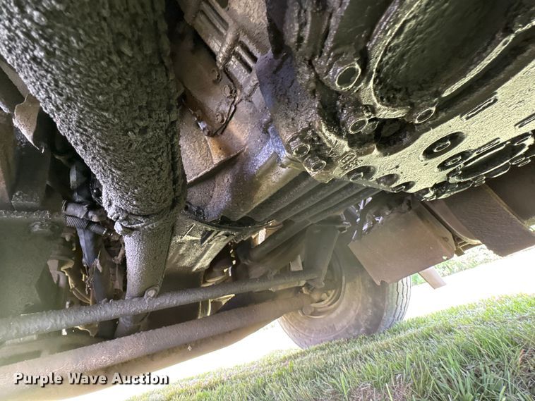 image for item EW1498 2018 Mack MRU refuse truck