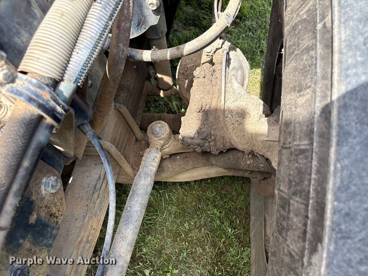 image for item EW1498 2018 Mack MRU refuse truck