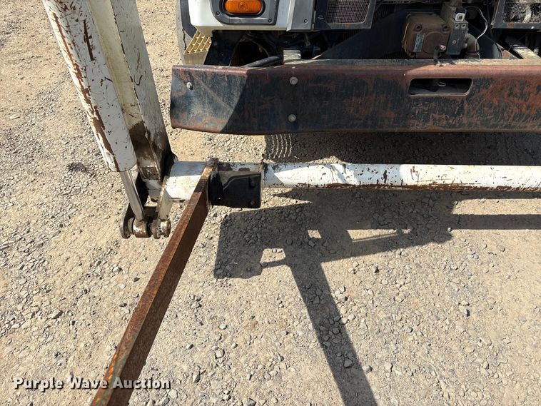 image for item EW1498 2018 Mack MRU refuse truck