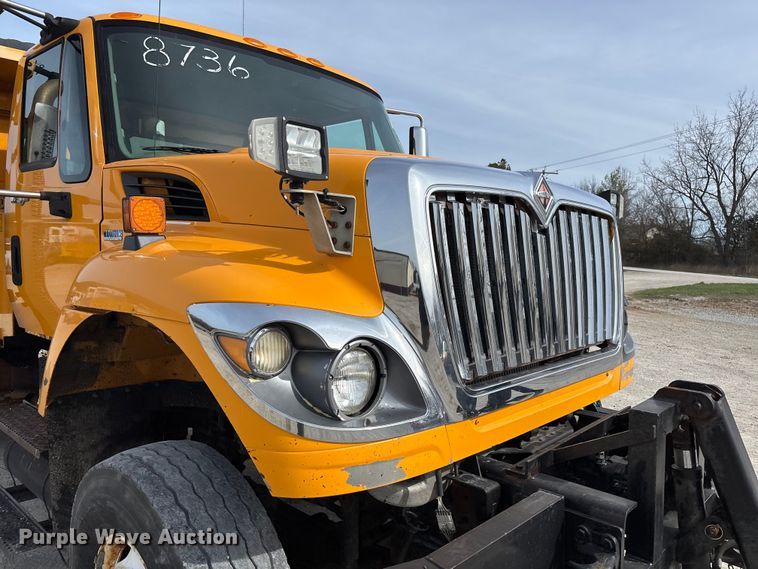 image for item FB3236 2013 International 7500 dump truck