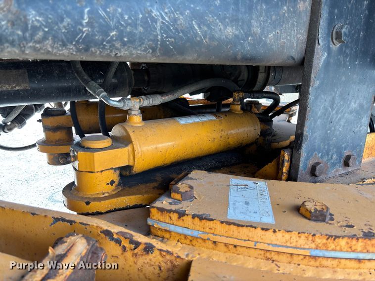 image for item FB3236 2013 International 7500 dump truck