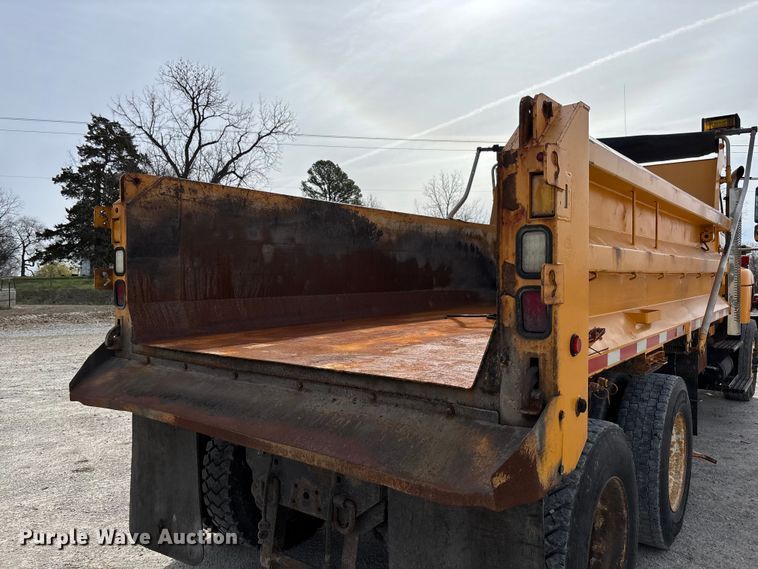 image for item FB3236 2013 International 7500 dump truck