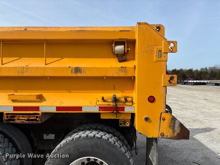 image for item FB3236 2013 International 7500 dump truck