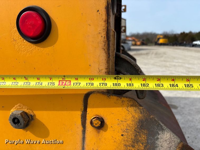 image for item FB3236 2013 International 7500 dump truck