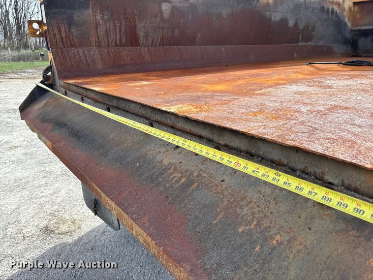 image for item FB3236 2013 International 7500 dump truck