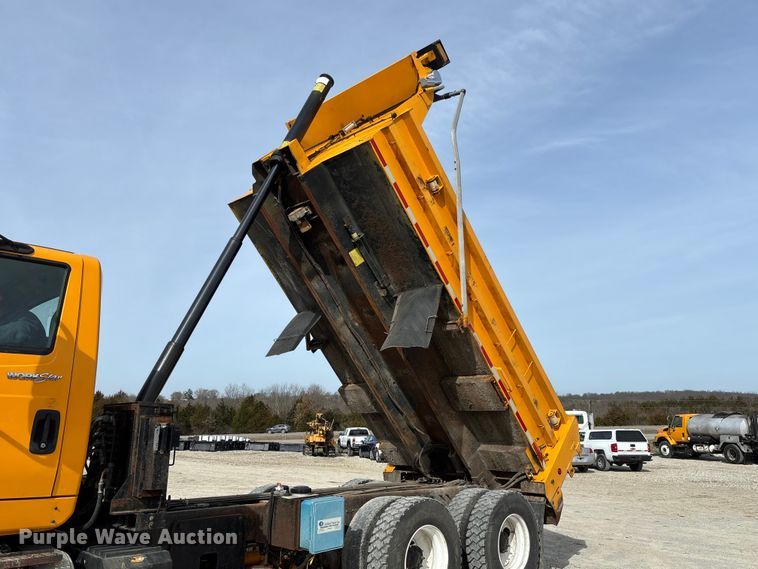 image for item FB3236 2013 International 7500 dump truck
