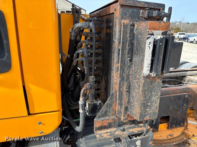 image for item FB3236 2013 International 7500 dump truck