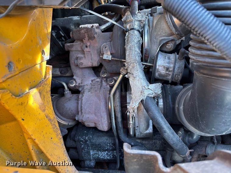 image for item FB3236 2013 International 7500 dump truck