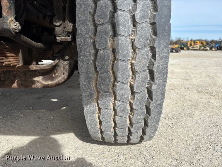 image for item FB3236 2013 International 7500 dump truck