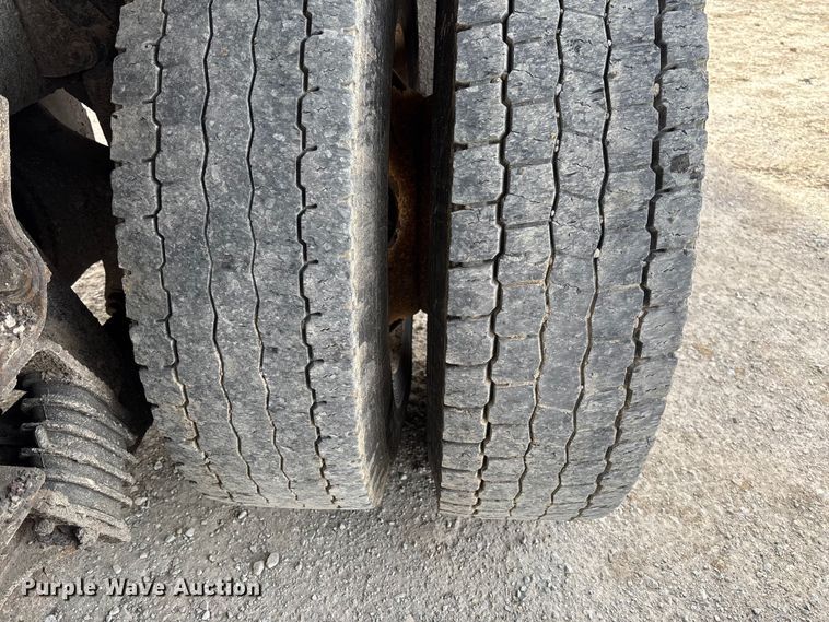 image for item FB3236 2013 International 7500 dump truck