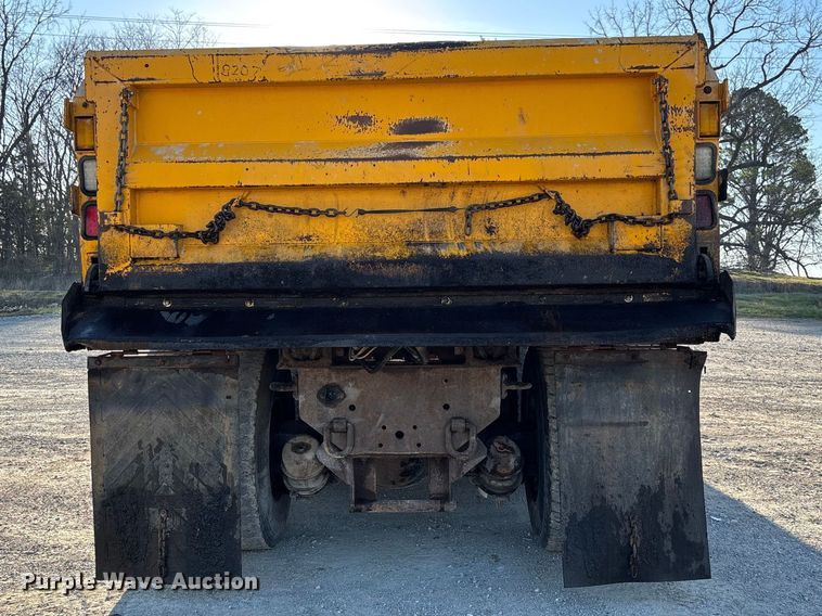 image for item FB3296 2009 International 7500 dump truck