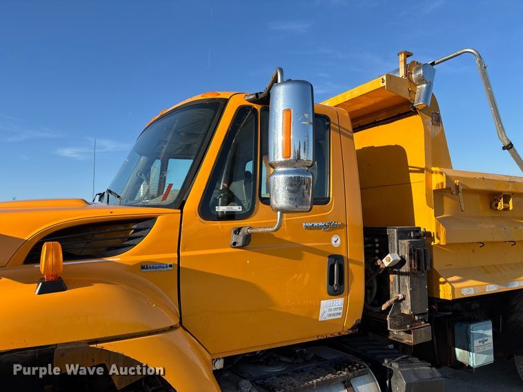 image for item FB3296 2009 International 7500 dump truck