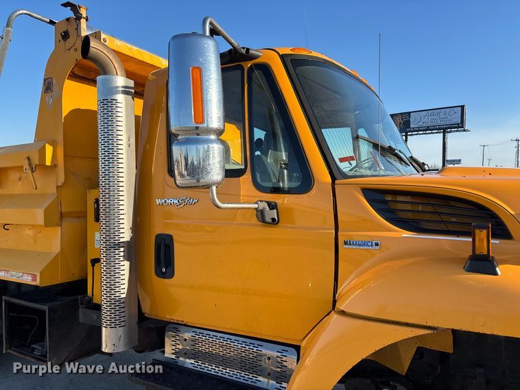 image for item FB3296 2009 International 7500 dump truck