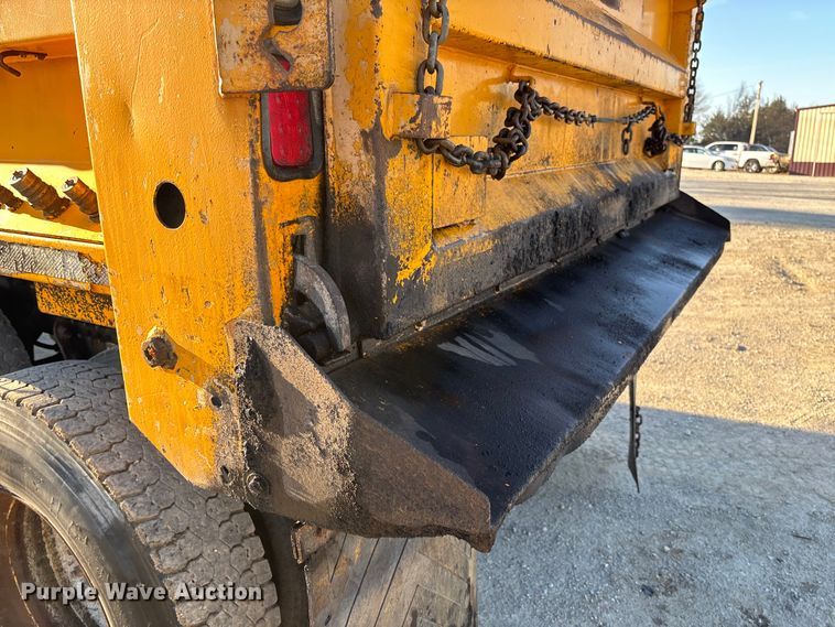 image for item FB3296 2009 International 7500 dump truck