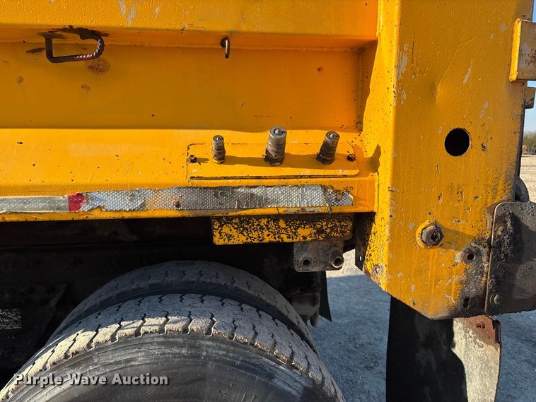 image for item FB3296 2009 International 7500 dump truck