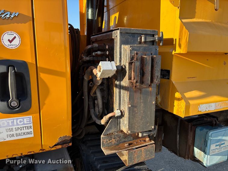 image for item FB3296 2009 International 7500 dump truck