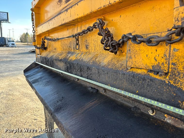 image for item FB3296 2009 International 7500 dump truck