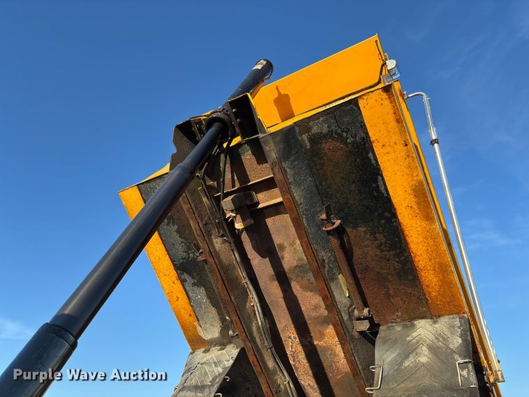 image for item FB3296 2009 International 7500 dump truck