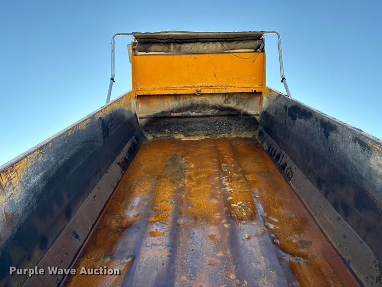 image for item FB3296 2009 International 7500 dump truck