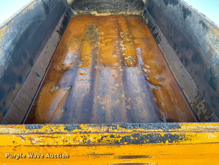 image for item FB3296 2009 International 7500 dump truck