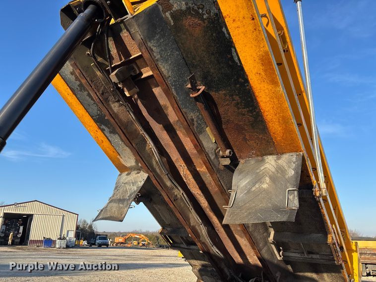 image for item FB3296 2009 International 7500 dump truck