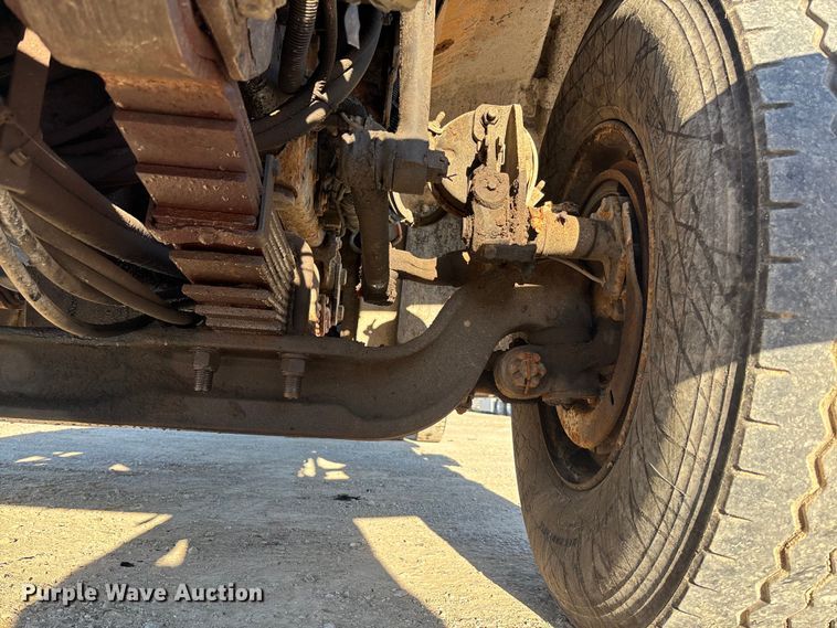 image for item FB3296 2009 International 7500 dump truck