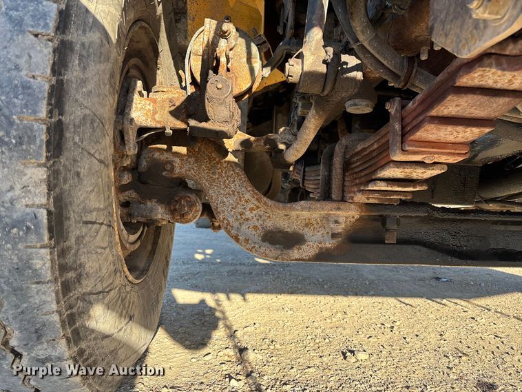 image for item FB3296 2009 International 7500 dump truck