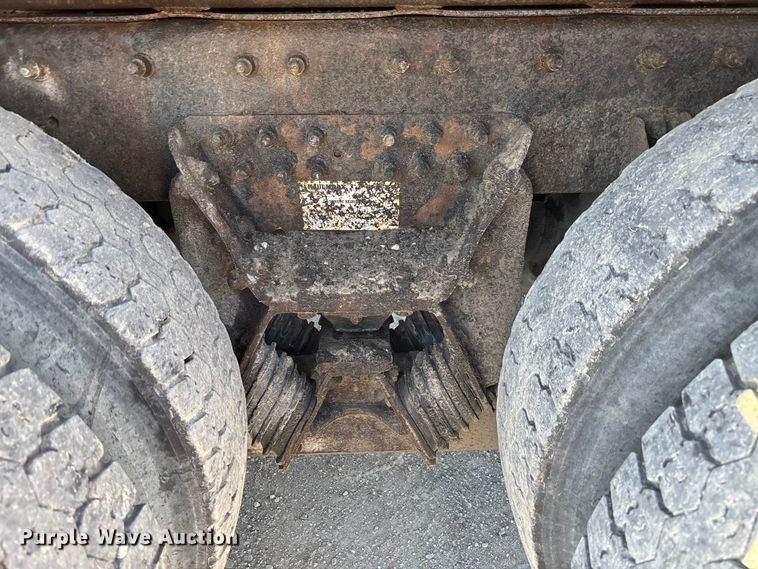 image for item FB3296 2009 International 7500 dump truck