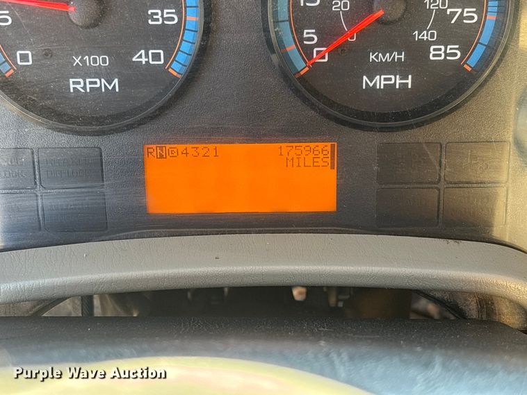 image for item FB3296 2009 International 7500 dump truck