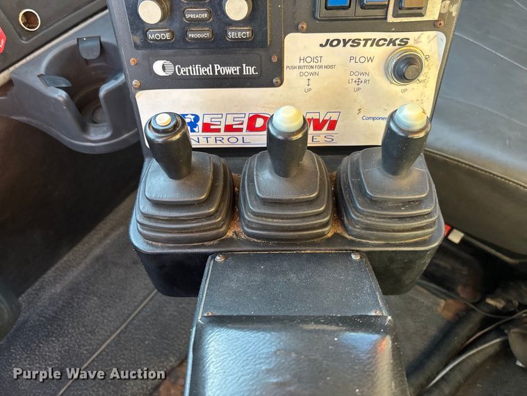 image for item FB3296 2009 International 7500 dump truck