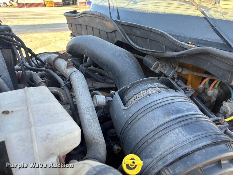 image for item FB3296 2009 International 7500 dump truck