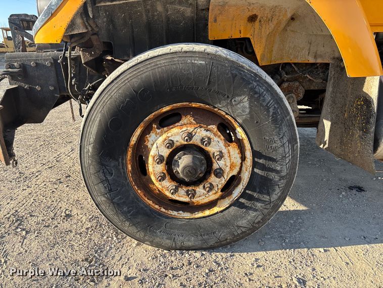 image for item FB3296 2009 International 7500 dump truck