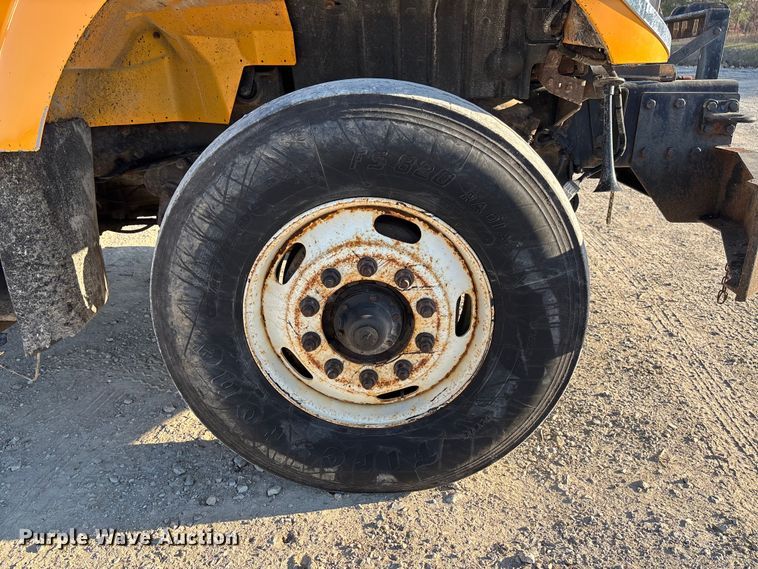 image for item FB3296 2009 International 7500 dump truck