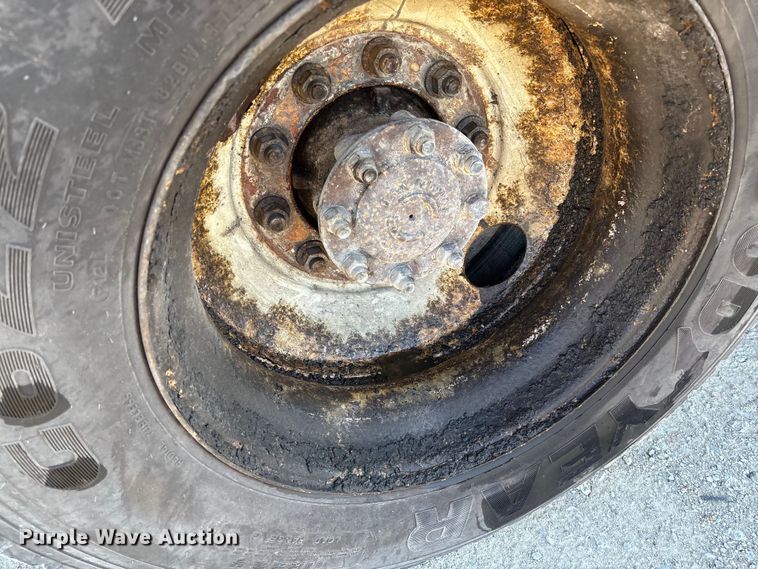 image for item FB3296 2009 International 7500 dump truck