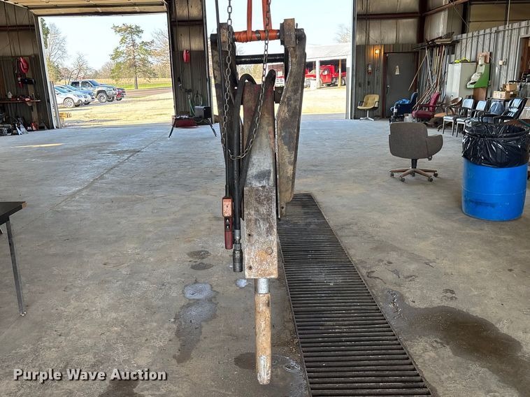 image for item FB3325 breaker