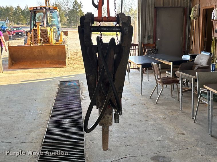 image for item FB3325 breaker