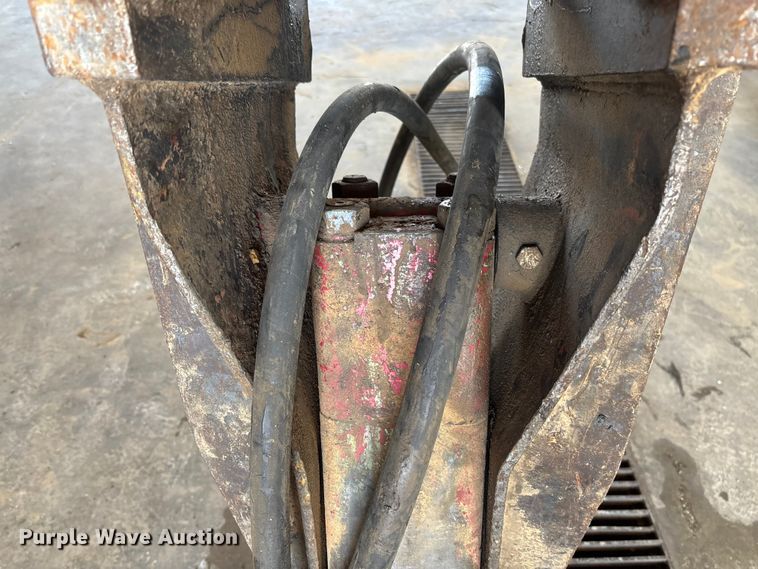 image for item FB3325 breaker