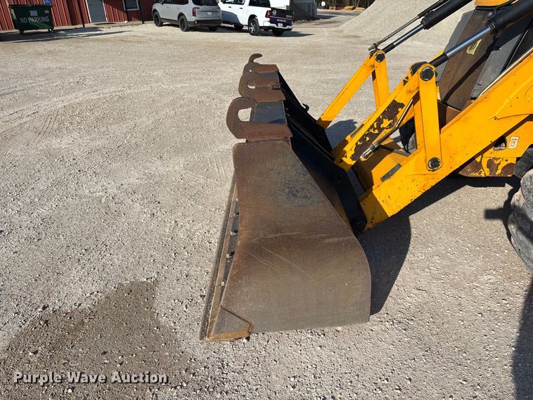 image for item FB3326 2016 JCB 3CX-14 backhoe