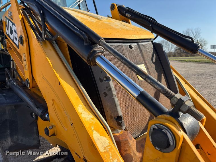 image for item FB3326 2016 JCB 3CX-14 backhoe