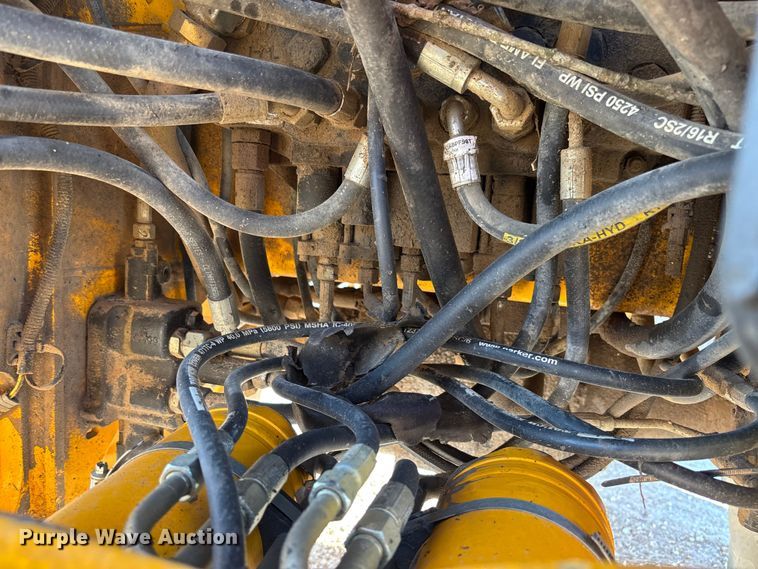 image for item FB3326 2016 JCB 3CX-14 backhoe