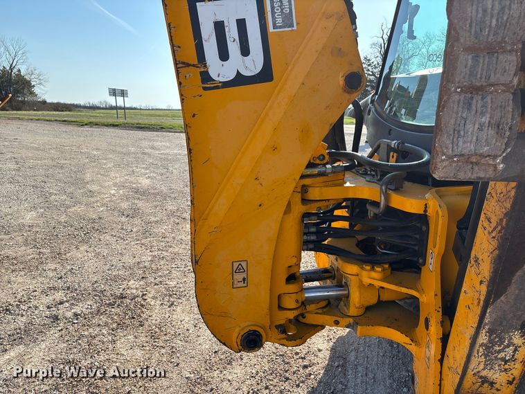 image for item FB3326 2016 JCB 3CX-14 backhoe