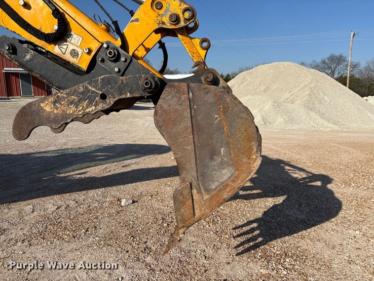 image for item FB3326 2016 JCB 3CX-14 backhoe