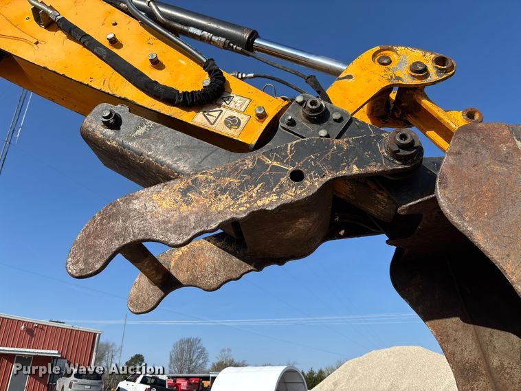 image for item FB3326 2016 JCB 3CX-14 backhoe