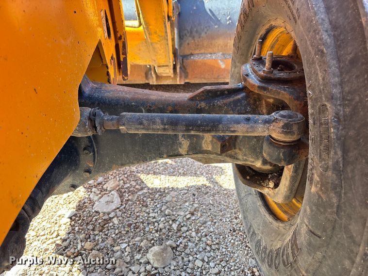 image for item FB3326 2016 JCB 3CX-14 backhoe