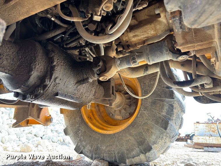 image for item FB3326 2016 JCB 3CX-14 backhoe