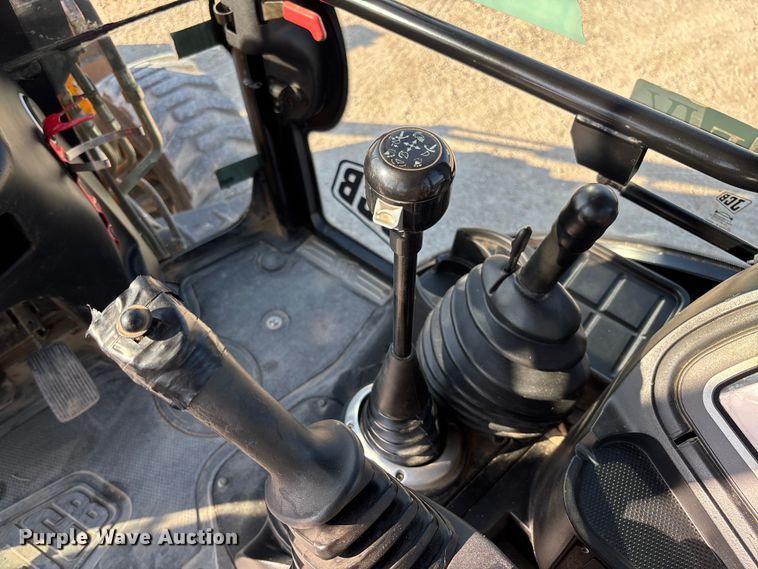 image for item FB3326 2016 JCB 3CX-14 backhoe