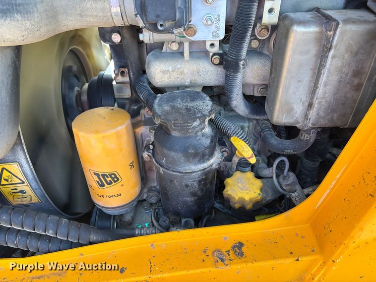 image for item FB3326 2016 JCB 3CX-14 backhoe