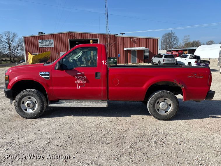 image for item FB3327 2008 Ford F250 Super Duty pickup truck